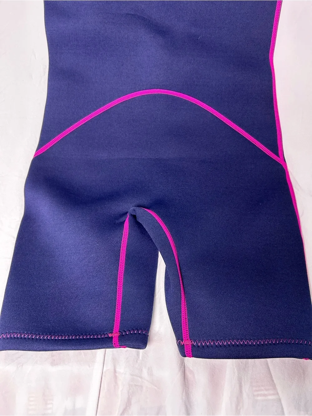Seaskin Kids Short Sleeve Wetsuit - Navy & Pink girl’s size 10